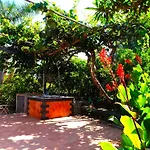 Bed & Breakfast Casanera 4*