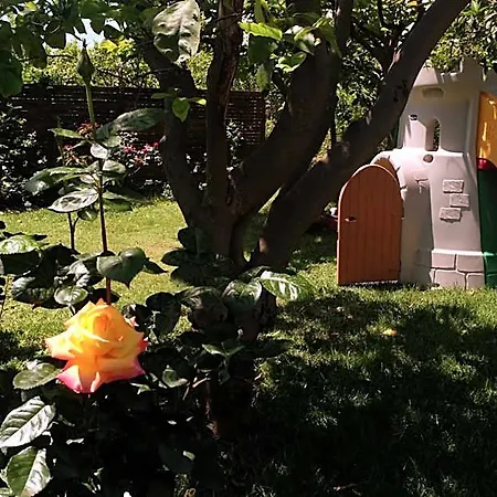 Casanera Bed and Breakfast 3*